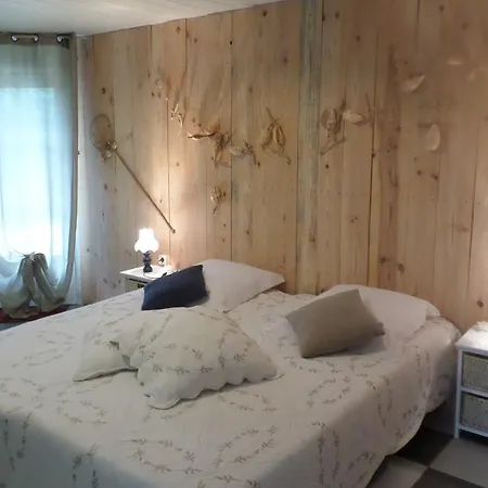 Bed & Breakfast Chambres D'hotes La Frise