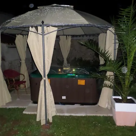 Chambres D'hotes La Frise 3*